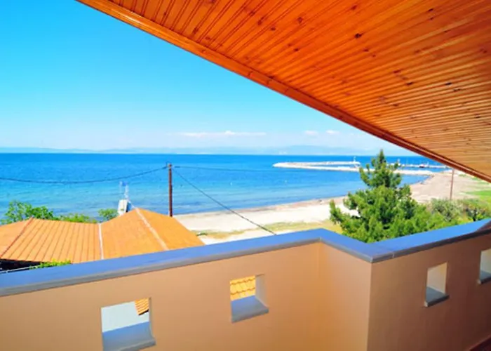 Sikoudis Gorgona Beach Daire Skala Rachoni (Thasos)